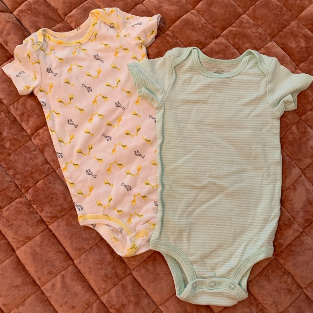 4 onesies, multiple sizes